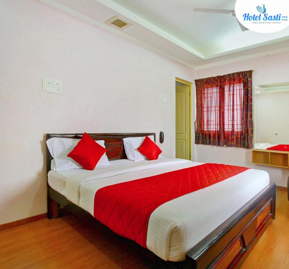 Sasti Hotel Palani Luaran gambar